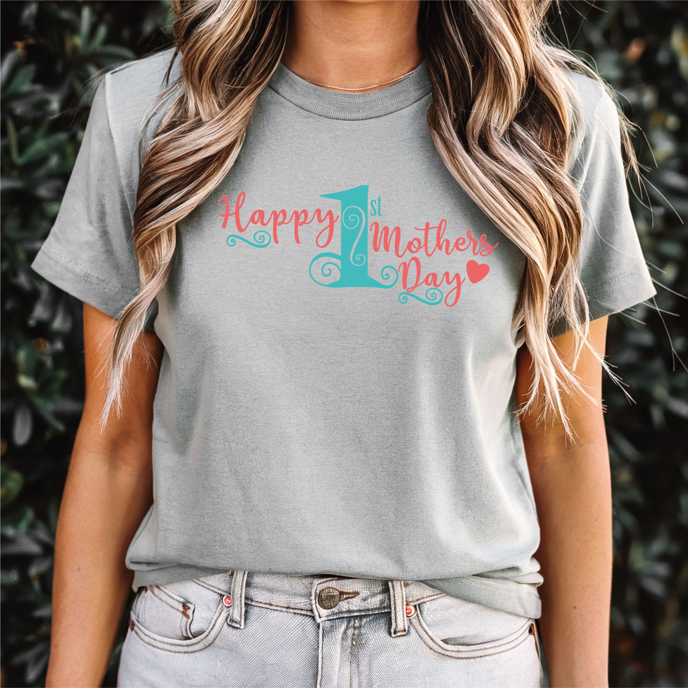 Happy 1st Mother's Day T-shirt – Cute Mother’s Day T-Shirt Gift for Mom | Perfect Personalized Apparel for Mom, Wife or Friends