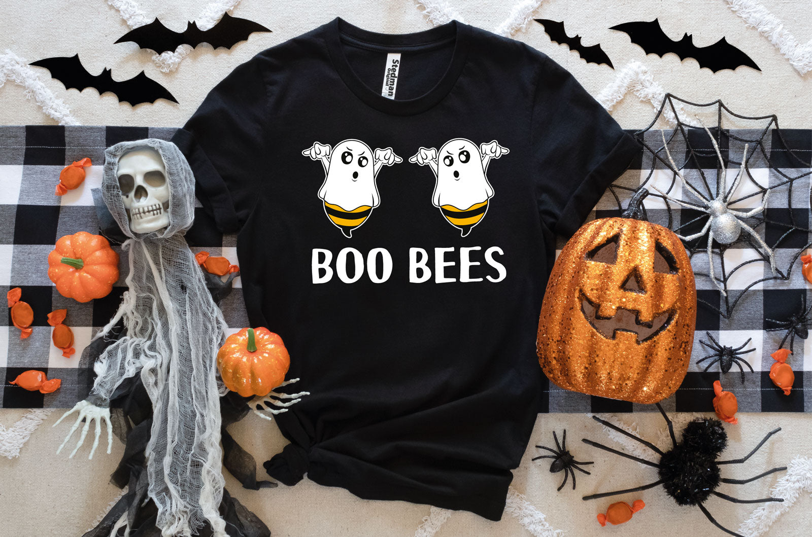 Halloween Boo Ghost Shirt | Funny Women’s Halloween Tee | Cute Ghost & Bees Graphic Shirt | Spooky Season Gift T-Shirt #4004